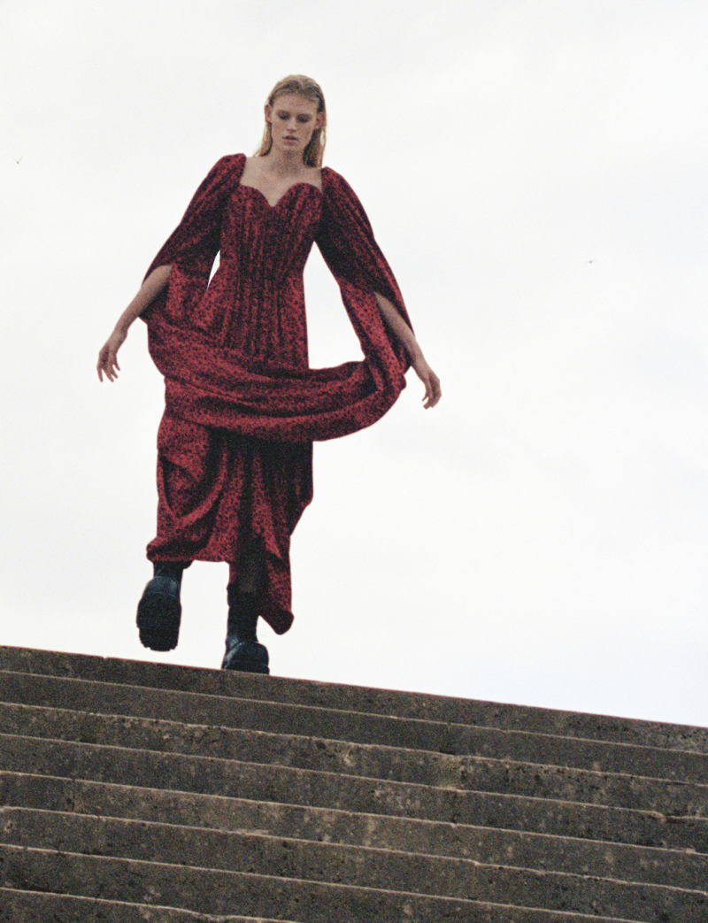 5.-an47_sp6_mcqueen_marievalognes_camillebidaultwaddington_07