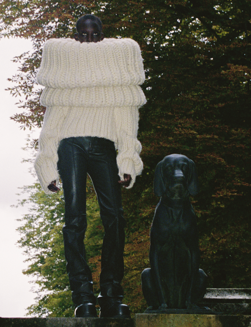 10.-an47_sp6_mcqueen_marievalognes_camillebidaultwaddington_01