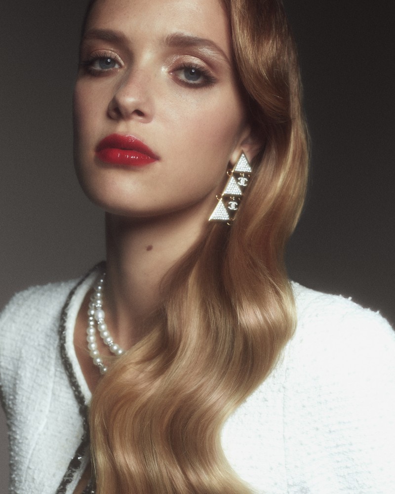 aku_231204_chanel-lcr9_look-2-red-carpet-0243