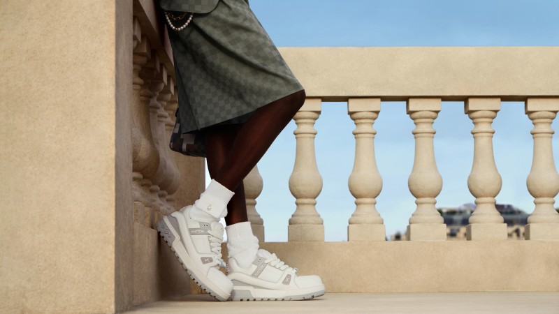 men_05-153_lv_skate_press_4000x