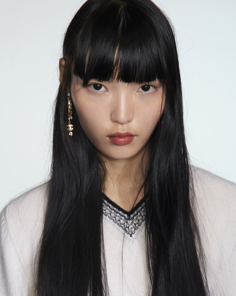 m-le-monde-_le-col-v-_mickael-b-schnitzer-x-laetitia-leporcq-_05