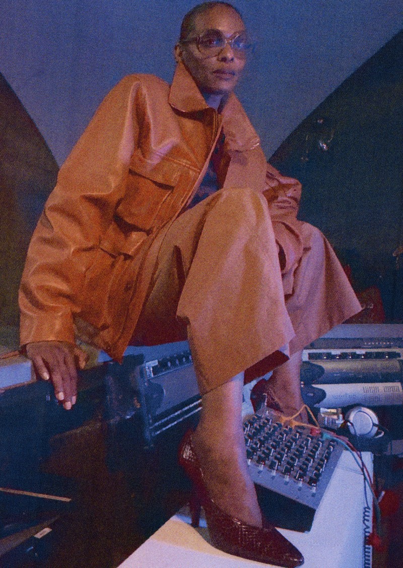 mvxld_13_rgb_lr